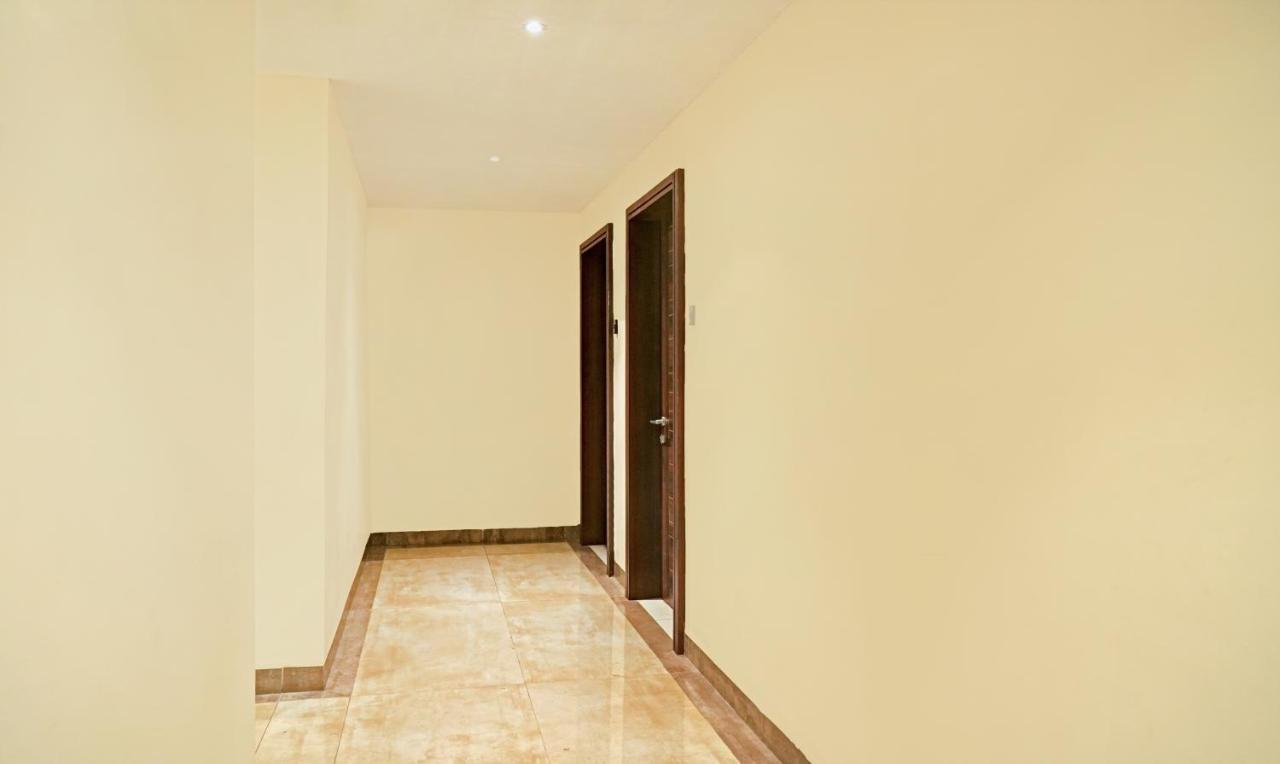 Treebo Trend Jsn Grand Hotel Vijayawāda Exterior photo