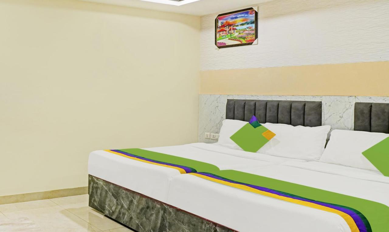 Treebo Trend Jsn Grand Hotel Vijayawāda Exterior photo